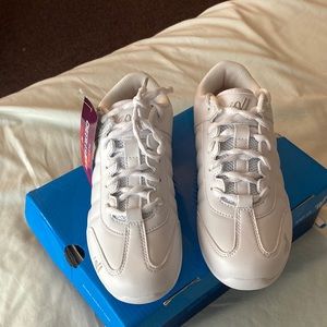 Varsity spirit white cheerleading sneakers